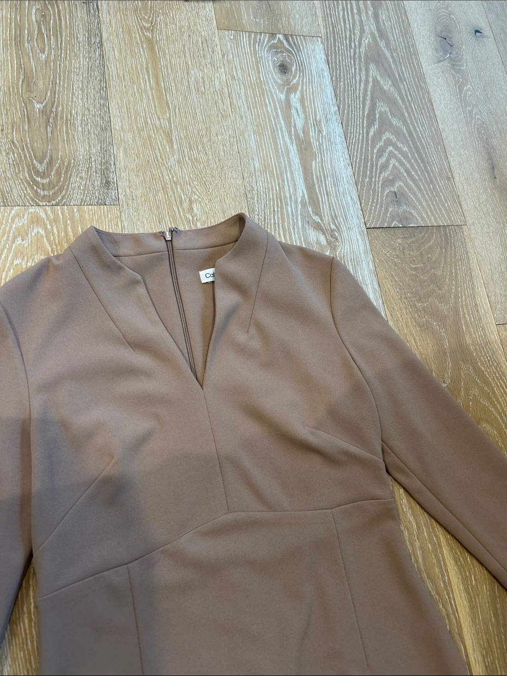 Calvin Klein Tan Sheath Dress Three Quarter Sleeve Size 8 - Picture 3 of 9
